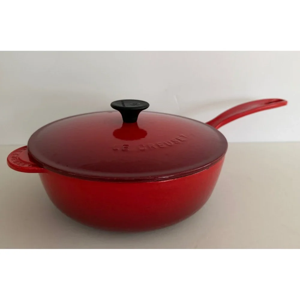 Le Creuset Red Enameled Cast Iron Saucepan with Lid 2.25 Qt France 21 Cerise